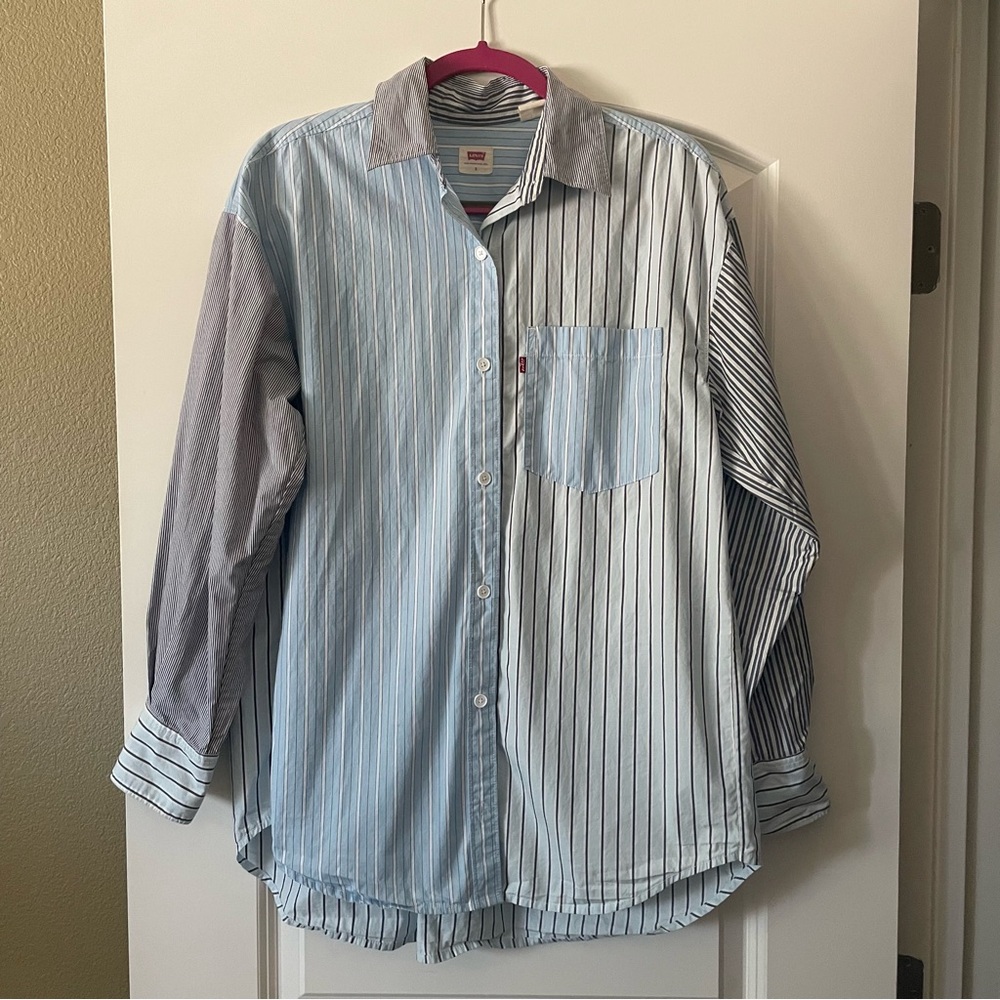 Levi’s men’s button-down